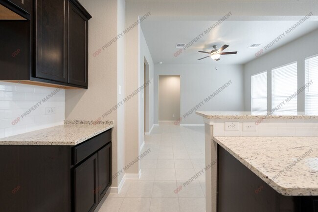 Building Photo - 600 Goates Rd