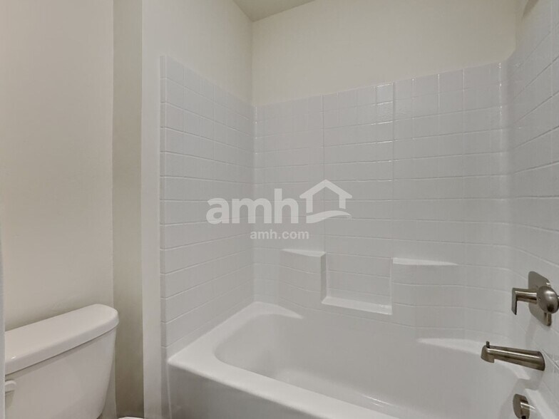 Building Photo - 7918 Verona Loop