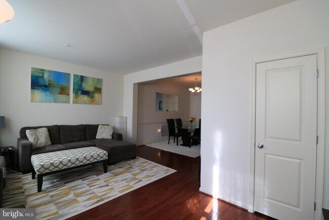 Building Photo - 13411 Deer Highlands Way