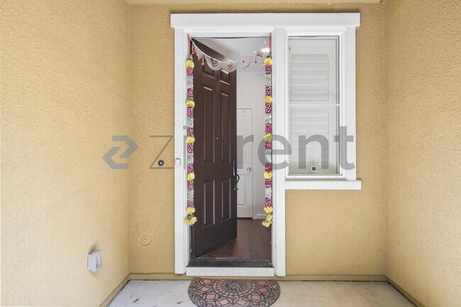 Building Photo - Unit 1529