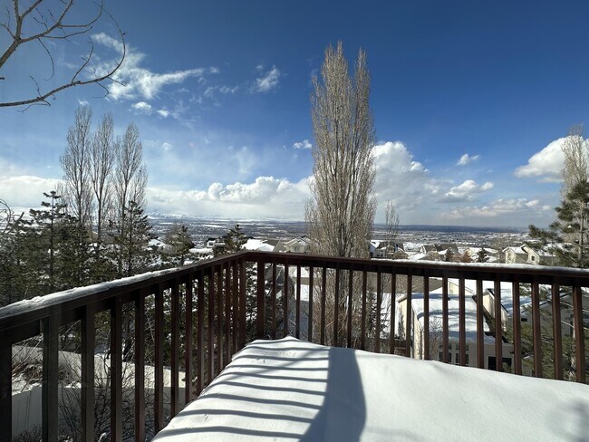 Building Photo - 113 Manilla Dr