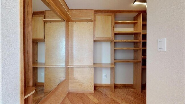 Building Photo - Northeast El Paso 5bed Refrig A/C house in...