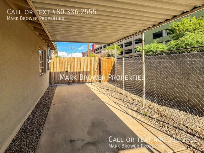 Building Photo - 2801 N 17th Pl