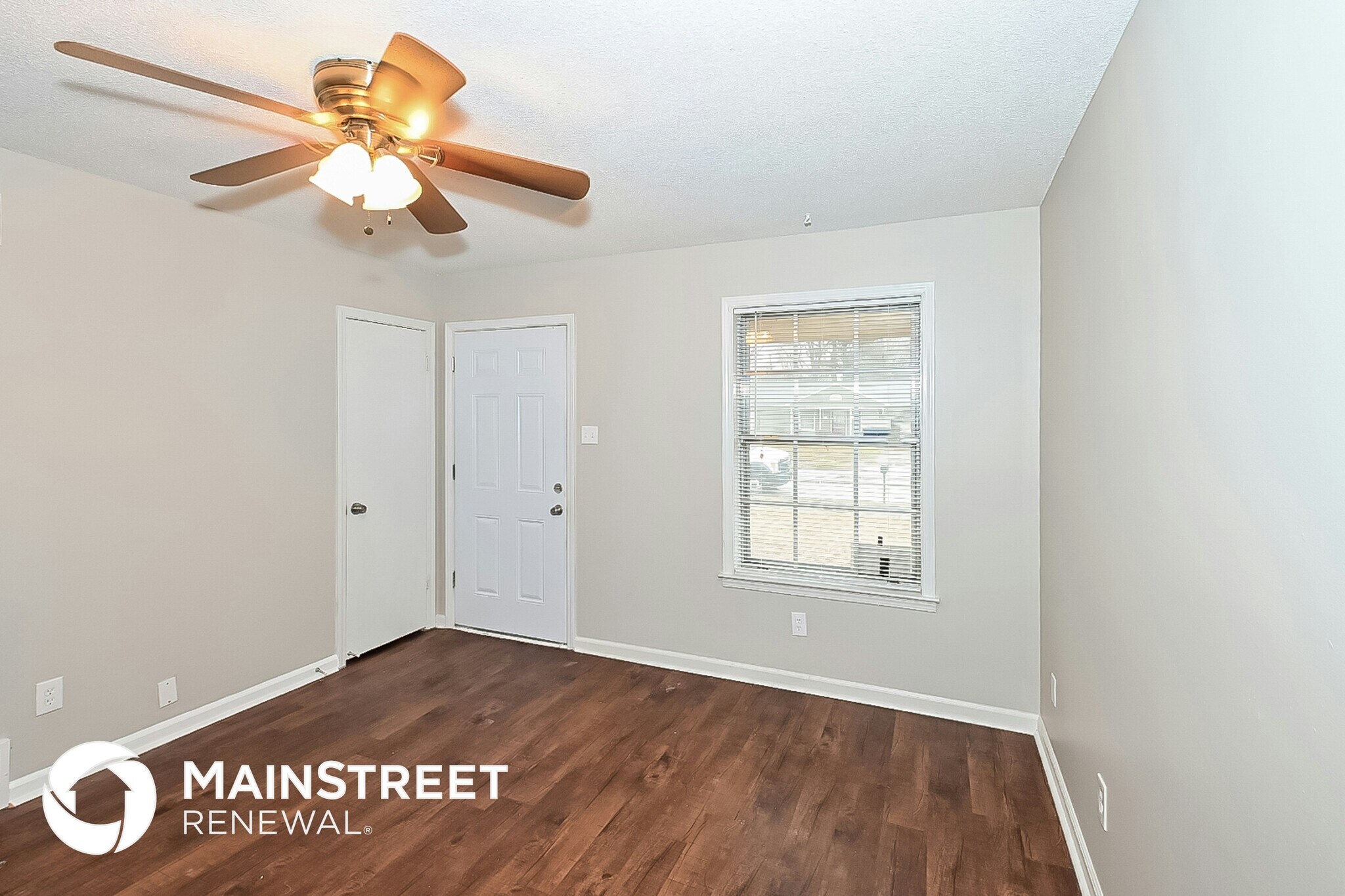 Building Photo - 4229 Forest View Dr