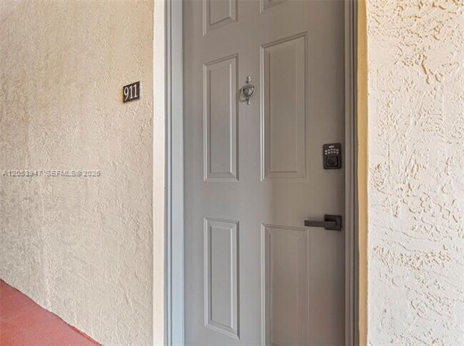Building Photo - 4402 SW 160th Ave
