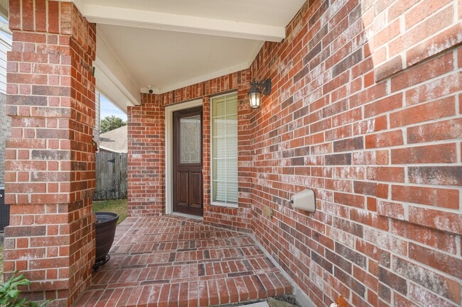 Building Photo - 21558 Duke Alexander Dr