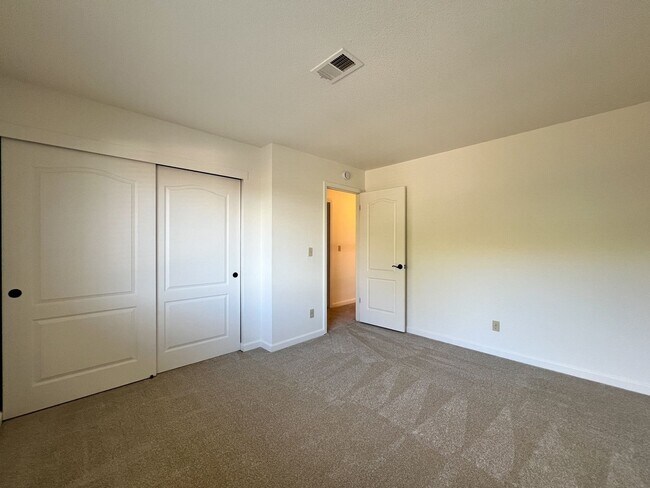 Building Photo - Charming 4 Bedroom Browns Valley Napa Home