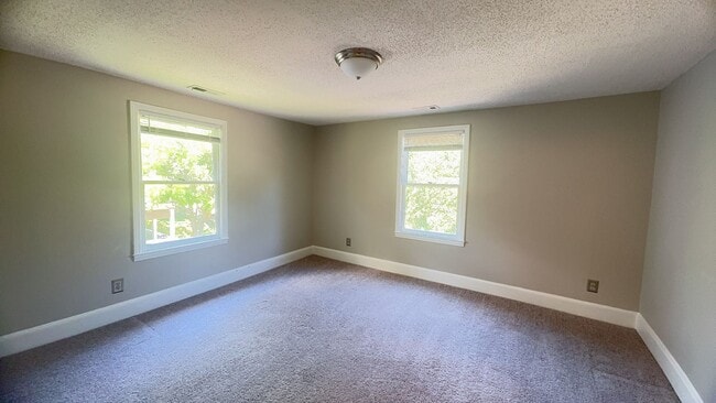 Building Photo - 3BR 2BA Home in Fisher Park
