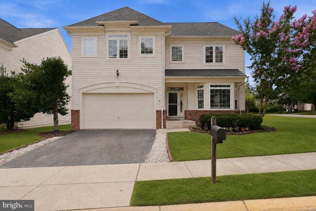 Building Photo - 1 Rivers Edge Terrace