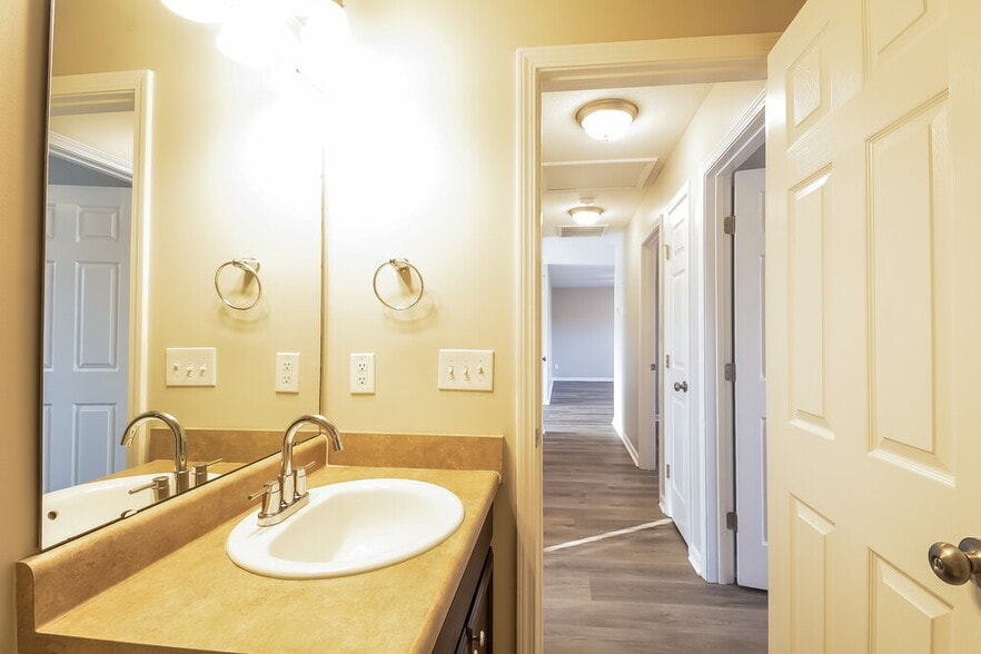 Building Photo - 138 Johnston Farms Dr