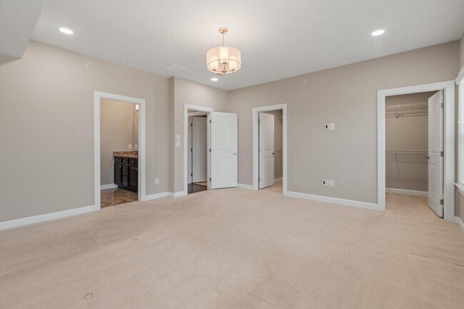 Building Photo - 22428 Philanthropic Dr