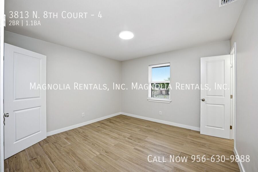 Building Photo - 3813 N 8th Ct