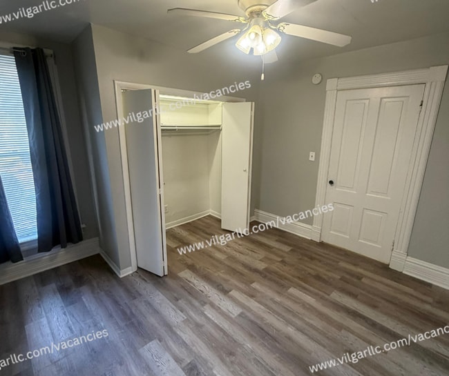 Building Photo - 708 Perry St