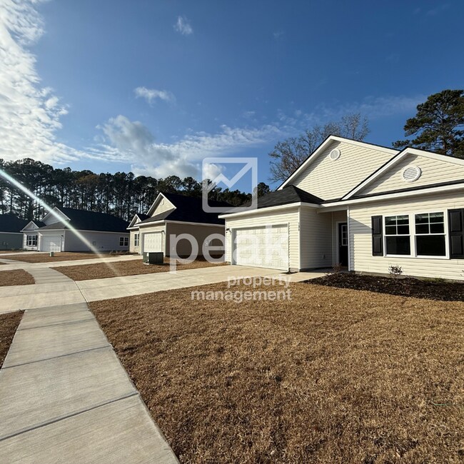 Building Photo - $2200! Brand New Home! 3 Bed, 2 Bath!