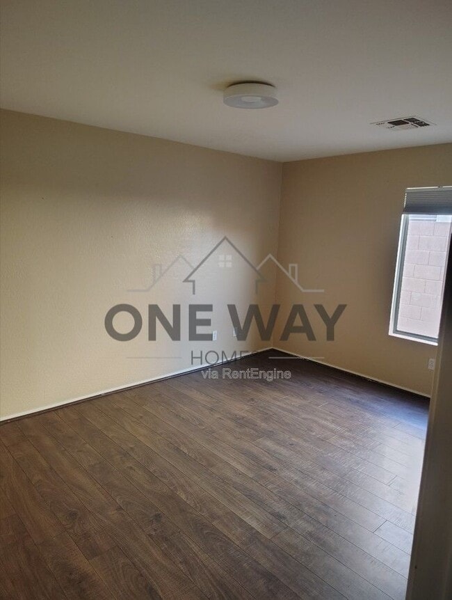 Building Photo - 1430 E Crescent Way