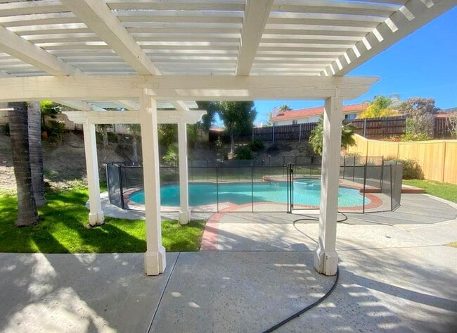 Building Photo - Wolf Valley Estates - Pool and Spa - Pets ...