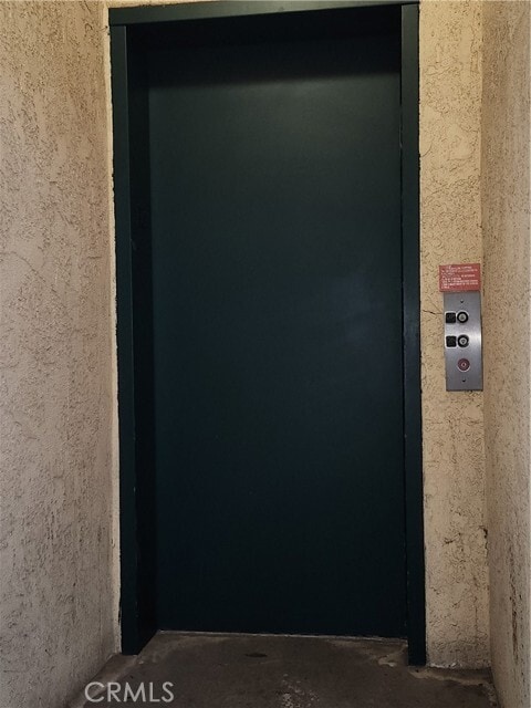 Building Photo - 413 Hawthorne St