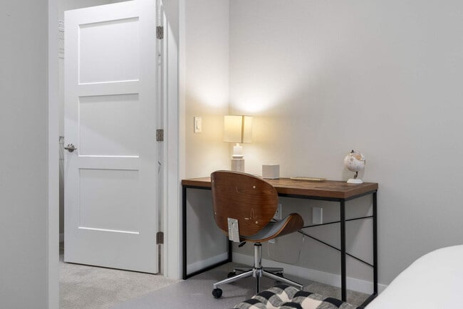 Building Photo - 601 Sand Pearl Ln