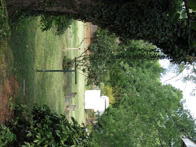 Building Photo - 1603 E Market St