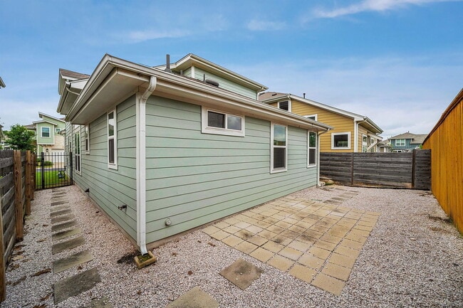 Building Photo - 1408 Casa Dr