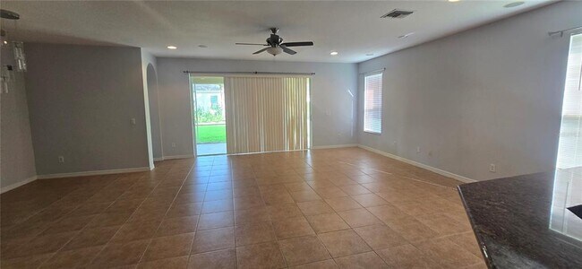 Building Photo - 7214 Beakrush Ln