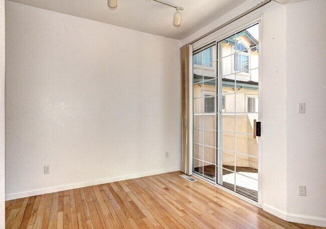 Building Photo - 4173 El Camino Real