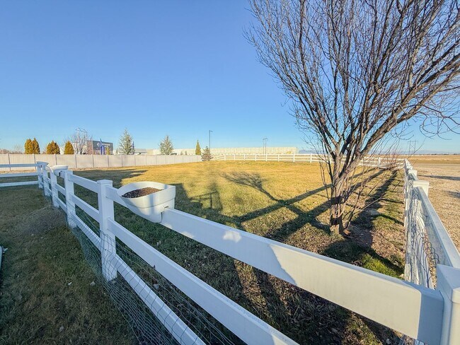 Building Photo - Midland Houses