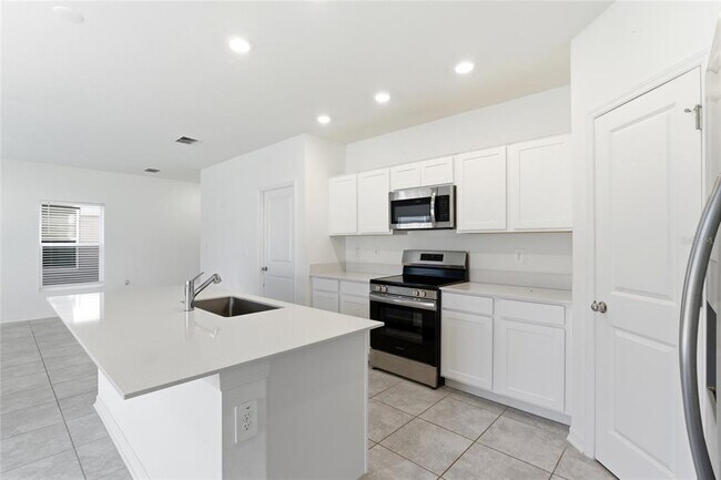 Building Photo - 1195 Tyler Lp