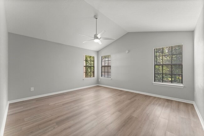 Building Photo - 105 Eagle Rock Cir