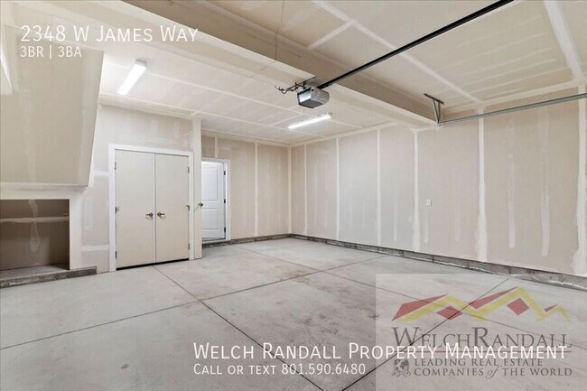 Building Photo - 2348 James Wy