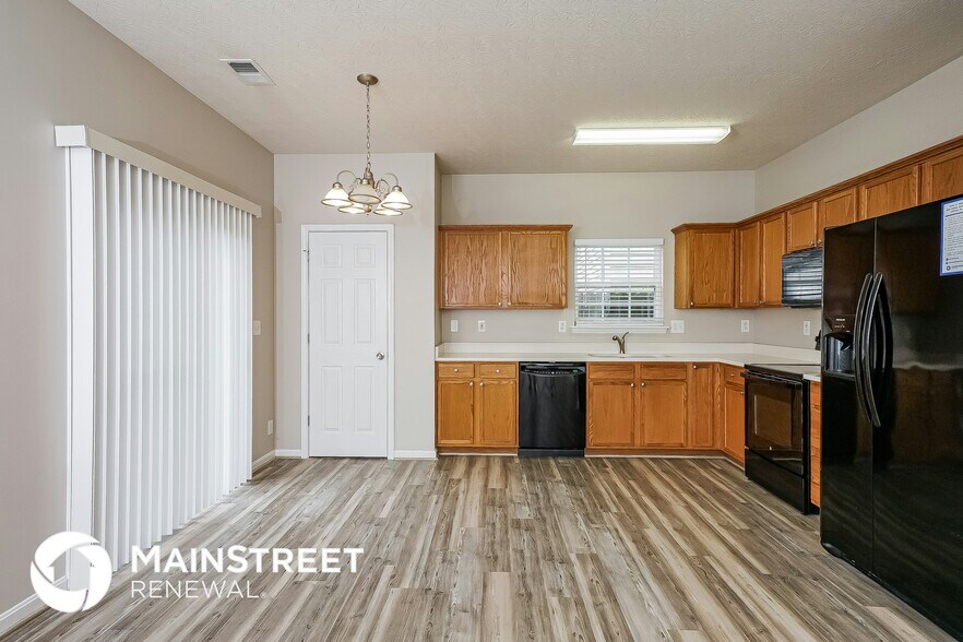 Building Photo - 6617 Timberbend Dr