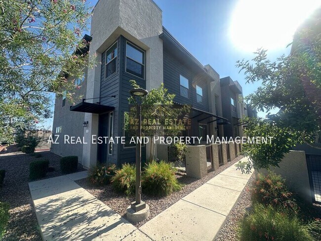 Building Photo - 7531 E Billings St