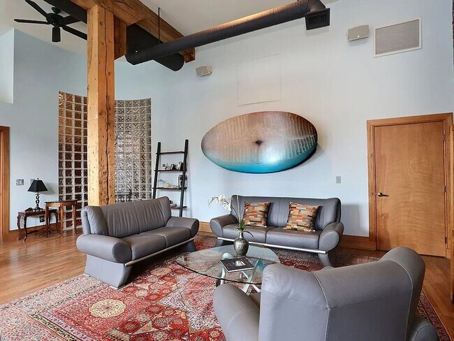 Building Photo - Available November 12