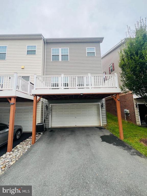 Building Photo - 22321 Honey Hill Ln