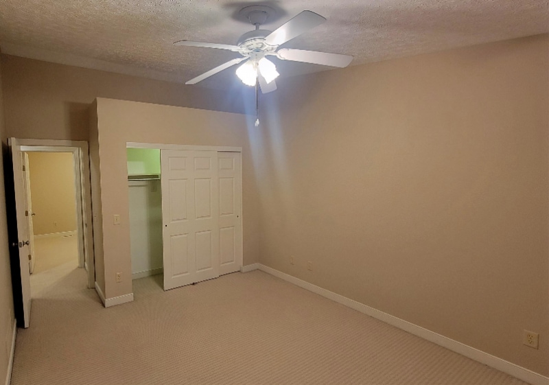 Building Photo - 2158 Kenyon St