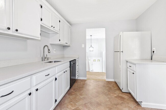 Building Photo - 12712 Longleaf Ln