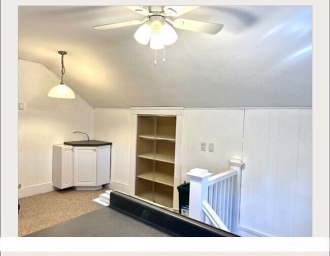 Building Photo - 24 Somerset St