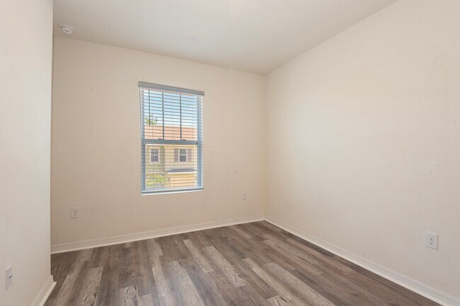 Building Photo - 8 Bella Oaks Dr