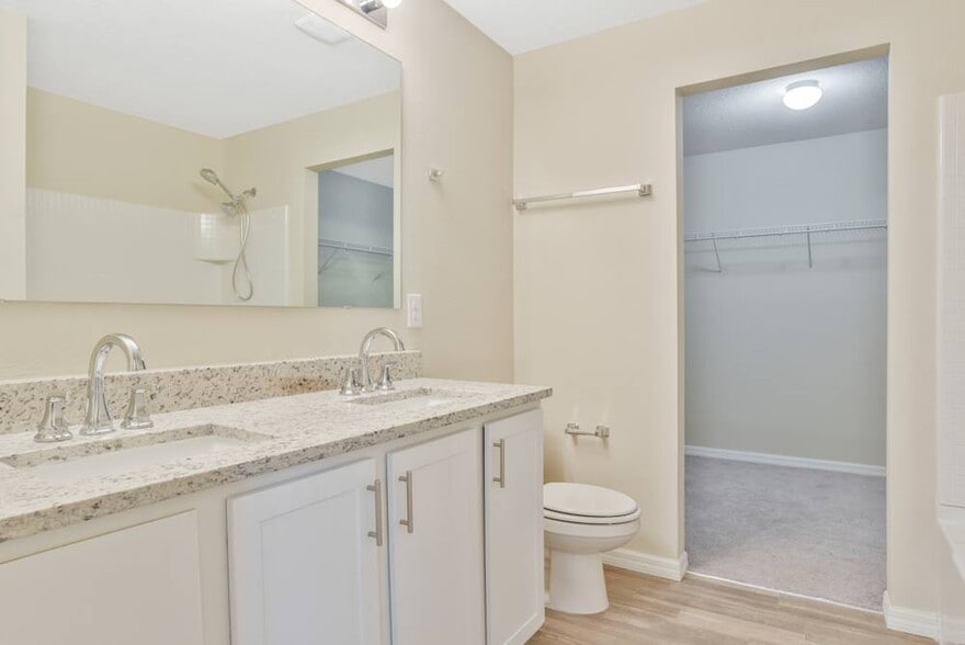 Building Photo - 202 Gladiola Ct