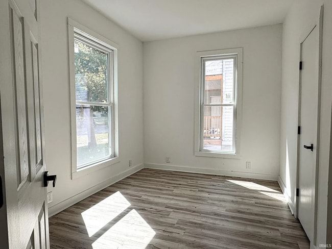 Building Photo - 733 S Armstrong St