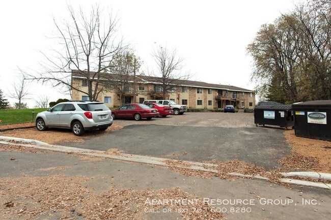 Building Photo - 2 bedroom in Delano MN 55328-5401