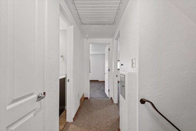 Building Photo - 3635 Poplar Ave