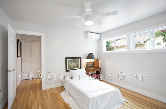 Building Photo - 13430 Debby St