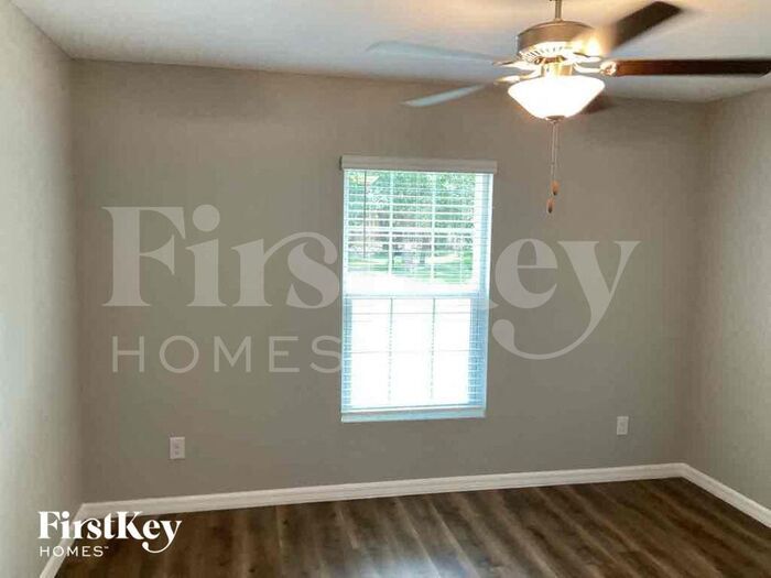 Building Photo - 21102 Halden Ave