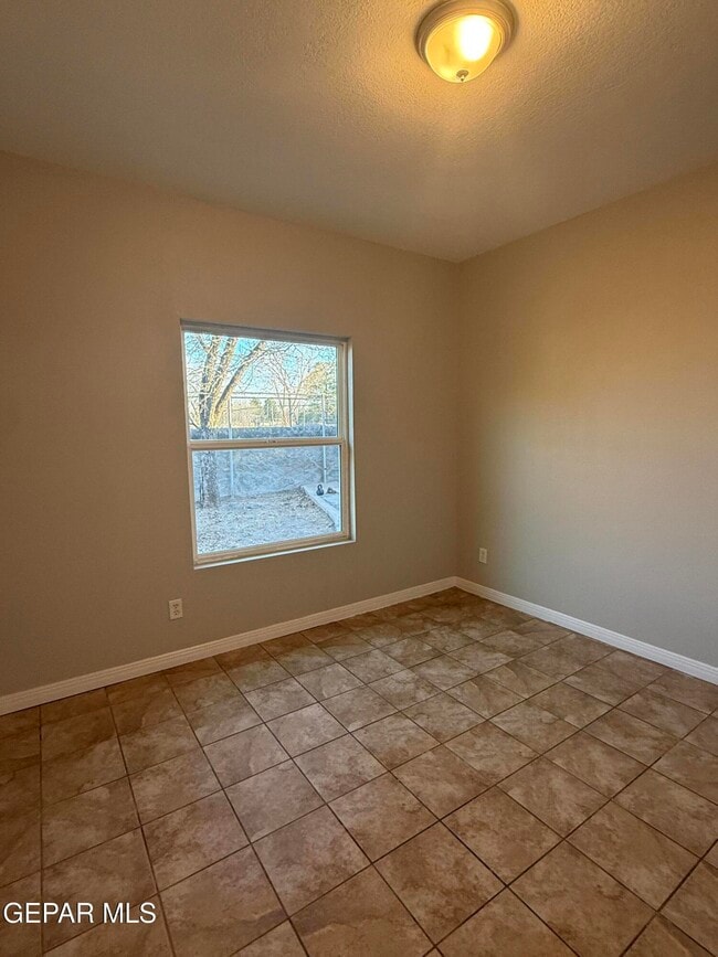 Building Photo - 218 Easter Way