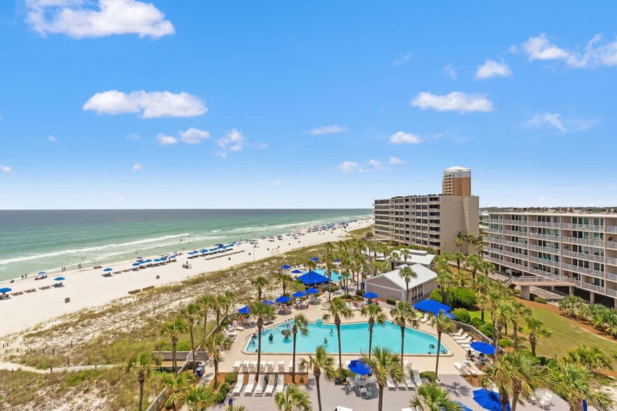 Building Photo - 7205 Thomas Dr