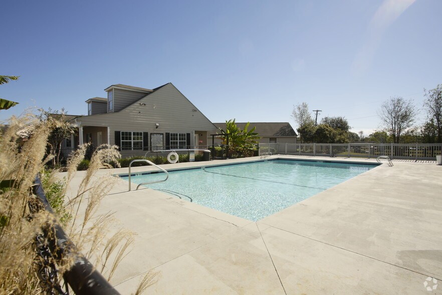 Richmond Apartments 1219 S Houston Lake Rd Warner Robins GA 31088