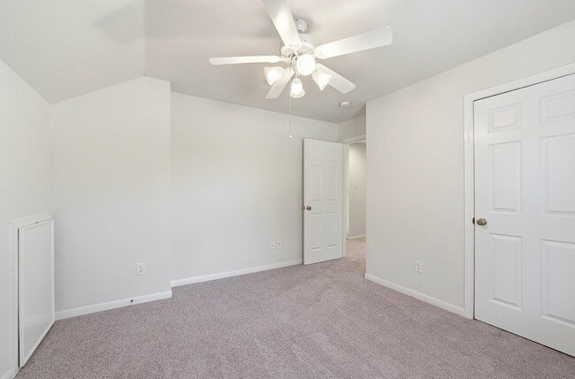 Building Photo - 22314 Ivy Stone Ct