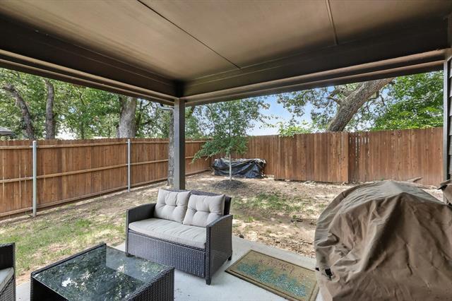 Building Photo - 221 Gardenia Dr
