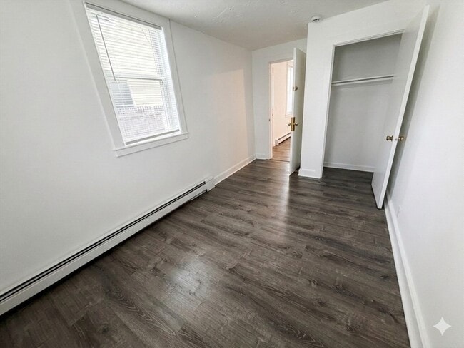 Building Photo - 151 Adams St